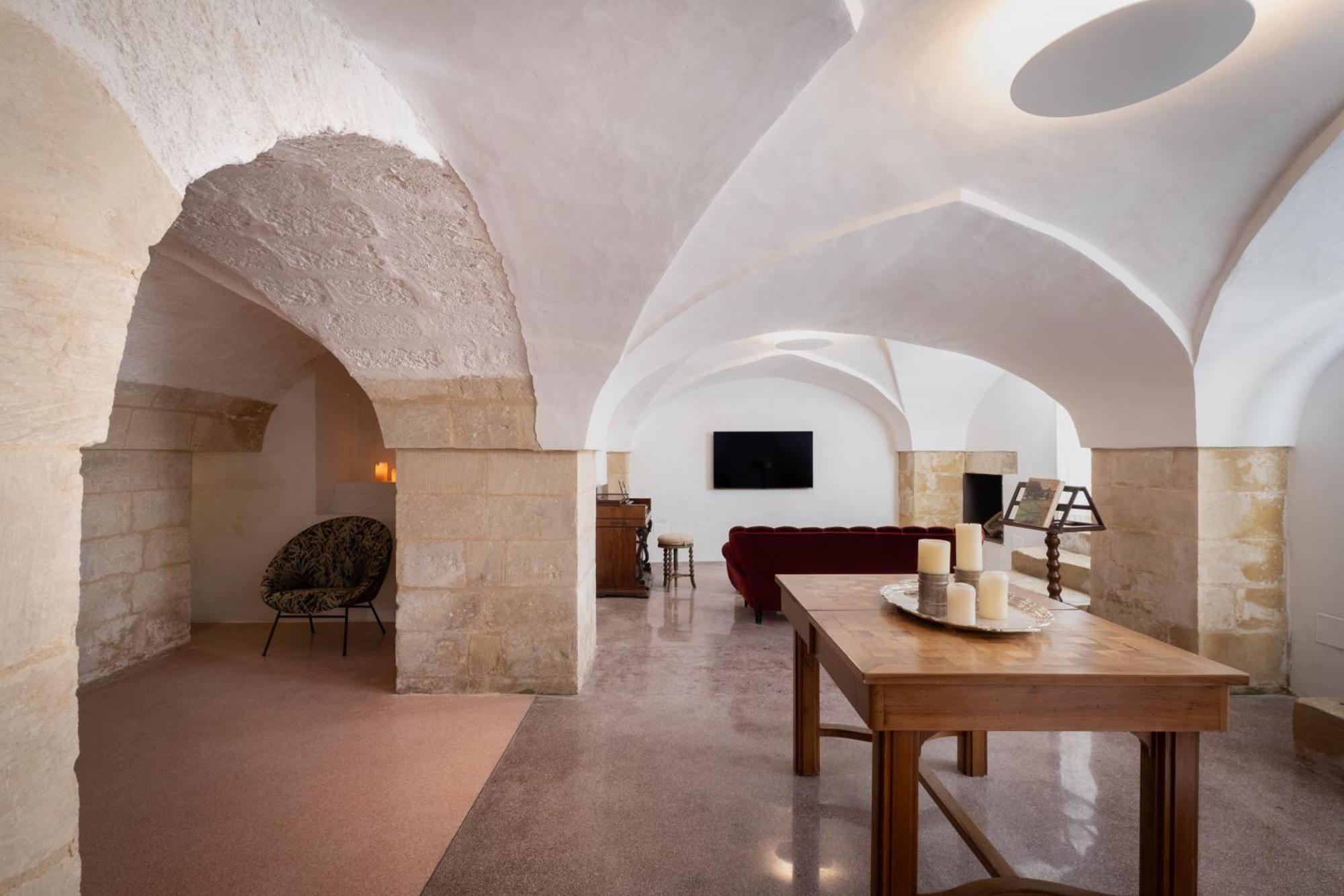מינרווינו די ל'צה Dimora Del Vescovo Art Boutique Hotel מראה חיצוני תמונה