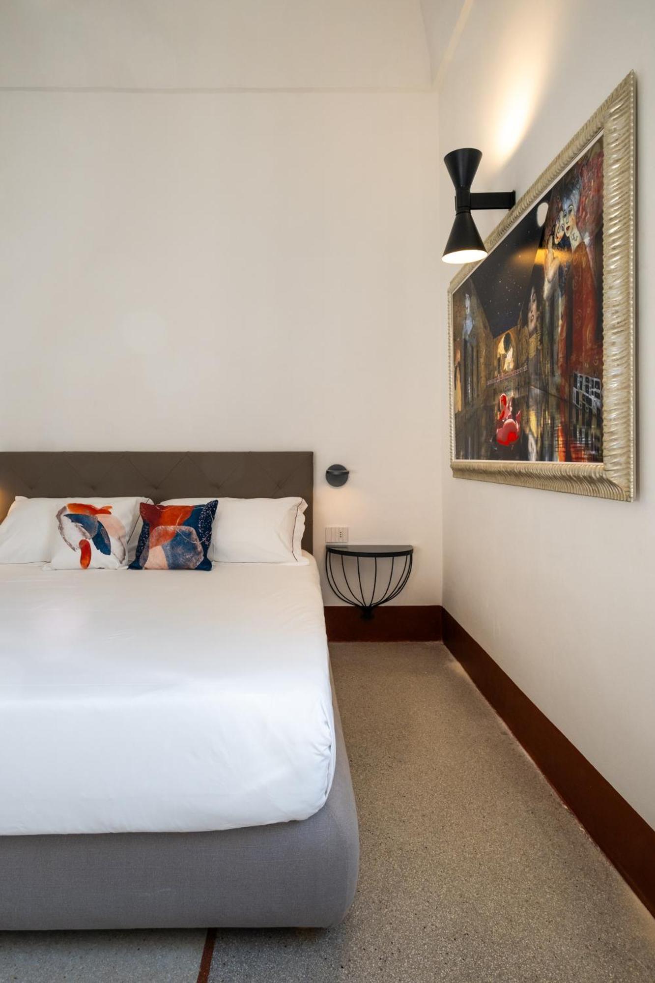 מינרווינו די ל'צה Dimora Del Vescovo Art Boutique Hotel מראה חיצוני תמונה