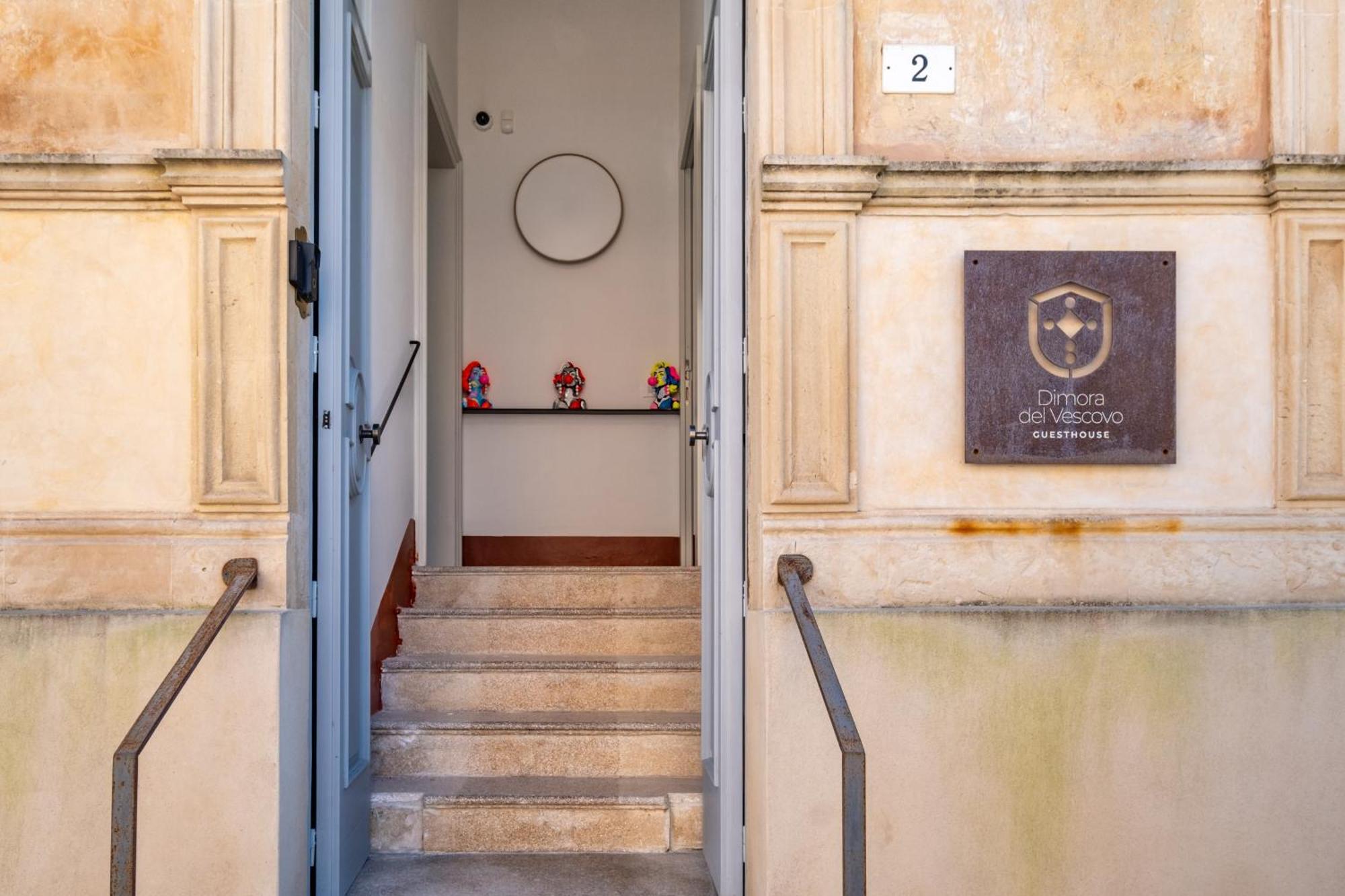 מינרווינו די ל'צה Dimora Del Vescovo Art Boutique Hotel מראה חיצוני תמונה