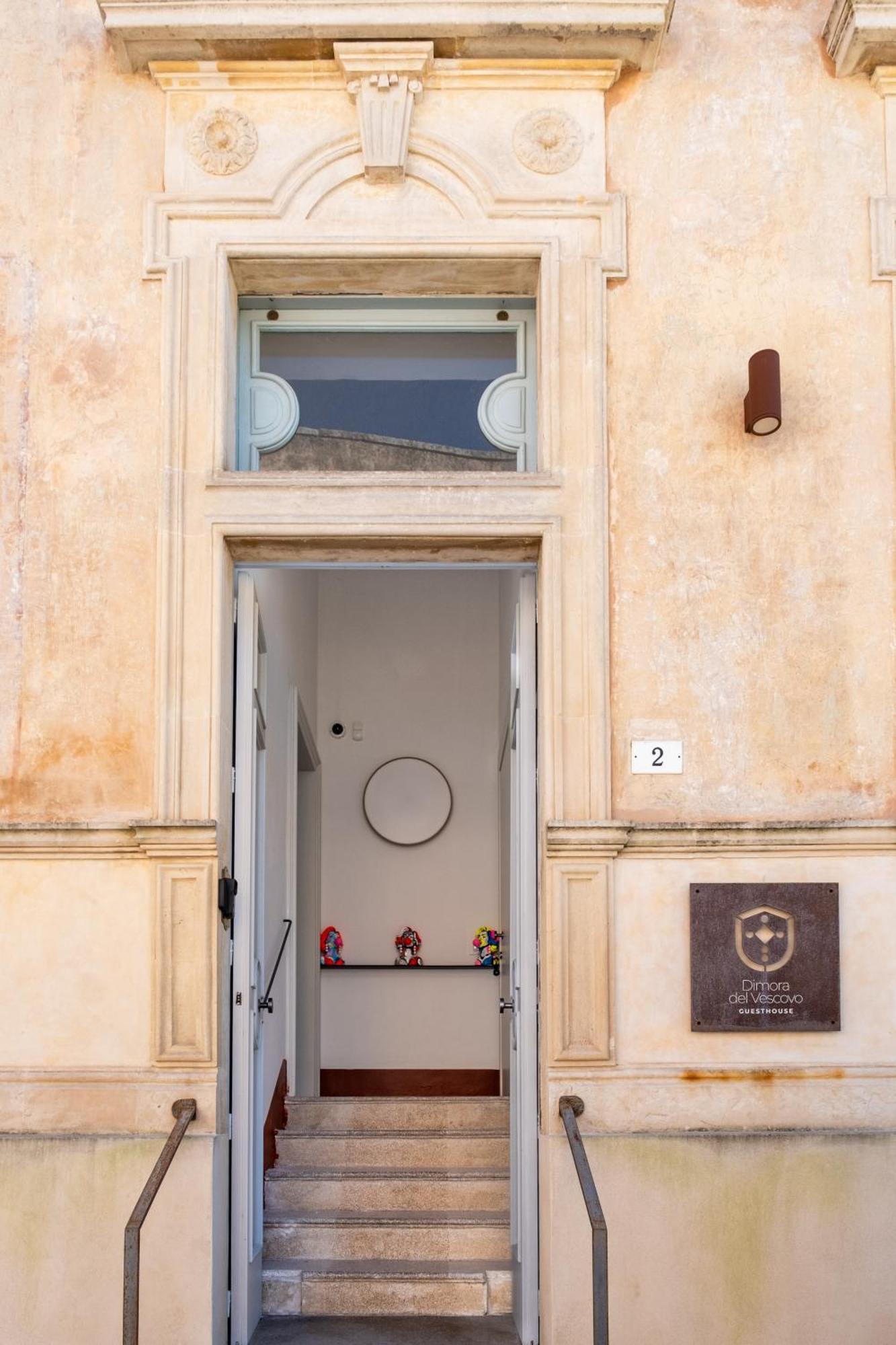 מינרווינו די ל'צה Dimora Del Vescovo Art Boutique Hotel מראה חיצוני תמונה