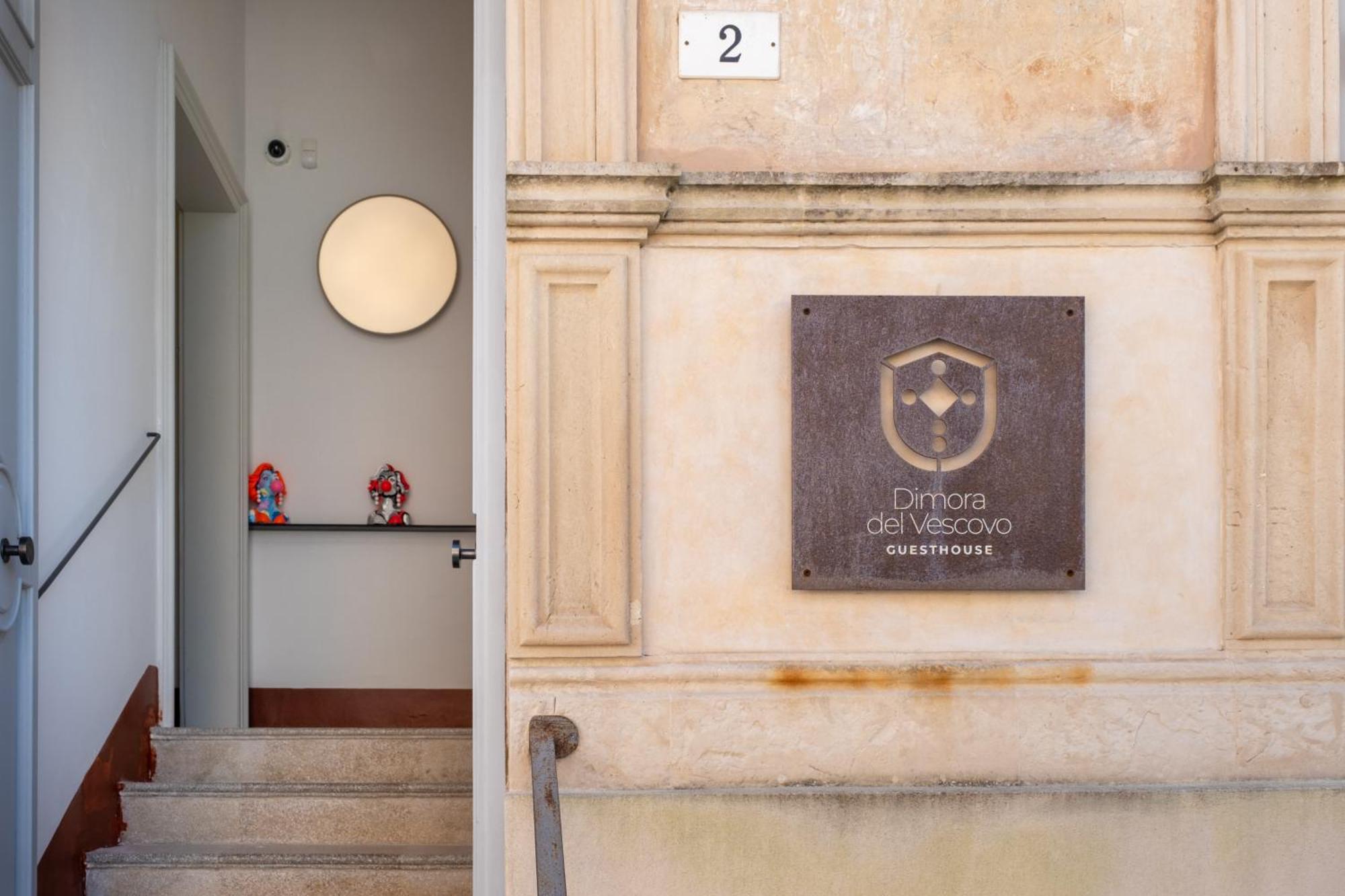 מינרווינו די ל'צה Dimora Del Vescovo Art Boutique Hotel מראה חיצוני תמונה